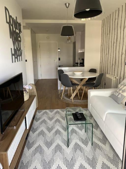 Precioso Apartamento Con Terraza Y Piscina En Portonovo-Sanxenxo Buitenkant foto