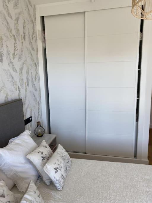 Precioso Apartamento Con Terraza Y Piscina En Portonovo-Sanxenxo Buitenkant foto
